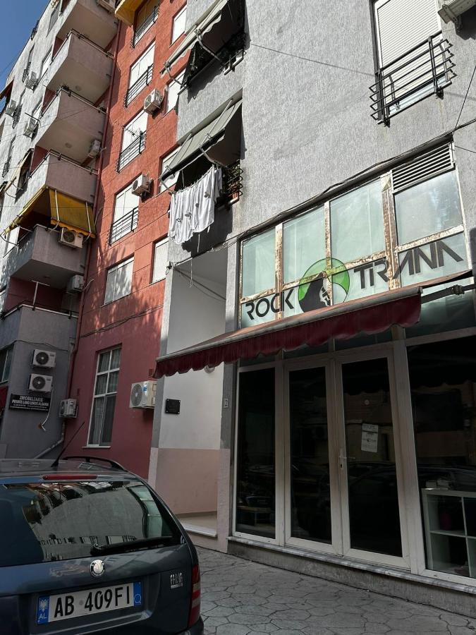 Apartment Modern Duplex 207 Near American Embassy *